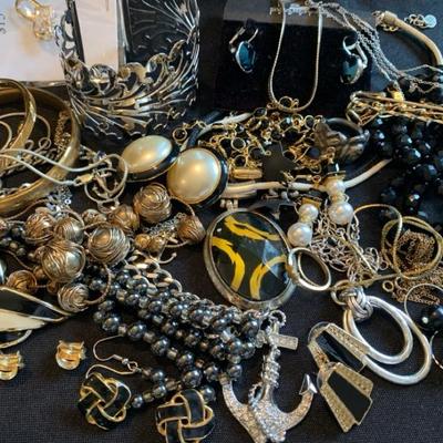 Pc246 night out costume jewelry mystery lot