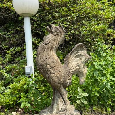 Rooster garden statue