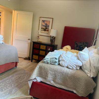 Pair of custom extra long twin beds, assorted linens