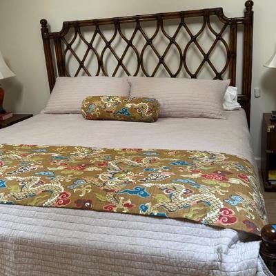 Kingsize bed