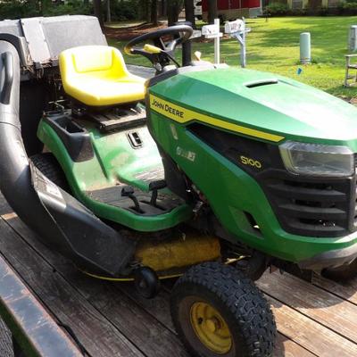 Johndeer Mower 