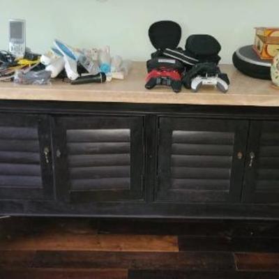 https://auctions4america.proxibid.com/Auctions-4-America/12-000-Square-Ft-Estate-Coming-Down/event-catalog/280609
