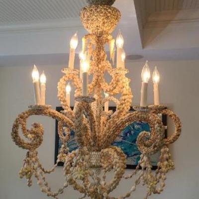 https://auctions4america.proxibid.com/Auctions-4-America/12-000-Square-Ft-Estate-Coming-Down/event-catalog/280609