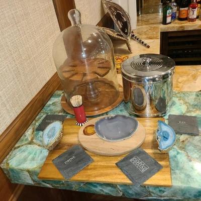https://auctions4america.proxibid.com/Auctions-4-America/12-000-Square-Ft-Estate-Coming-Down/event-catalog/280609