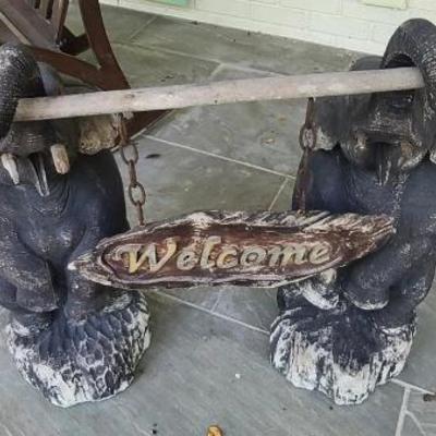 https://auctions4america.proxibid.com/Auctions-4-America/12-000-Square-Ft-Estate-Coming-Down/event-catalog/280609