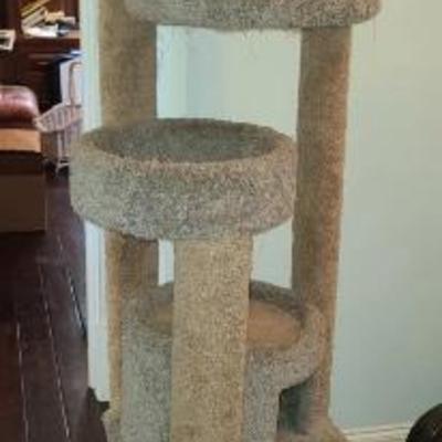 https://auctions4america.proxibid.com/Auctions-4-America/12-000-Square-Ft-Estate-Coming-Down/event-catalog/280609
