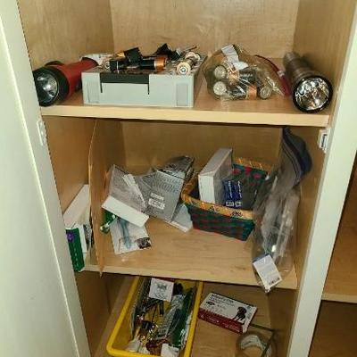 https://auctions4america.proxibid.com/Auctions-4-America/12-000-Square-Ft-Estate-Coming-Down/event-catalog/280609