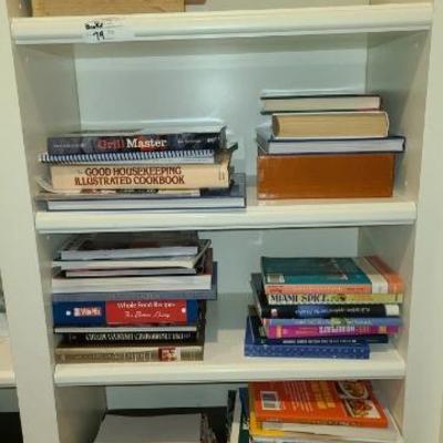 https://auctions4america.proxibid.com/Auctions-4-America/12-000-Square-Ft-Estate-Coming-Down/event-catalog/280609