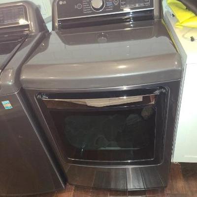 https://auctions4america.proxibid.com/Auctions-4-America/12-000-Square-Ft-Estate-Coming-Down/event-catalog/280609