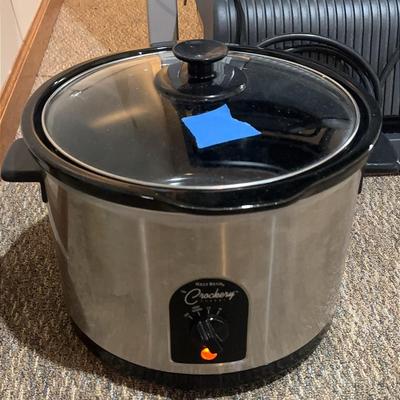 West Bend Crockery Cooker