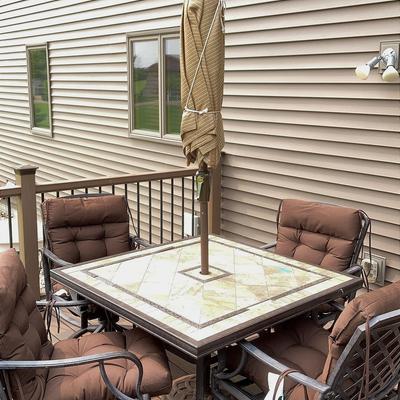 Outdoor Patio Set With Umbrella