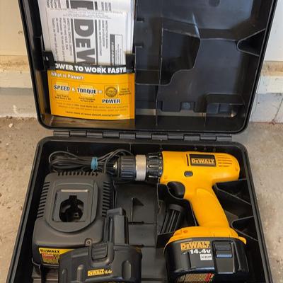DeWalt 14.4v Drill 