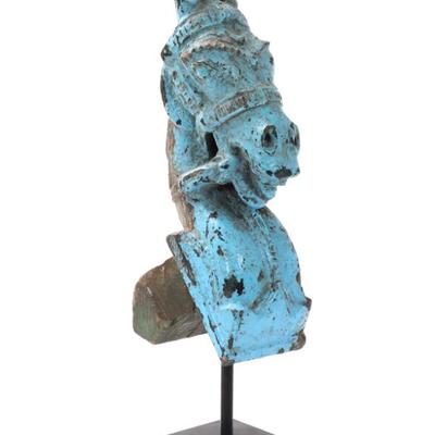 Lot 319 india carved horse finial 18th c.