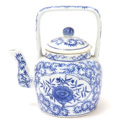 Lot 399 chinese porcelain blue white teapot