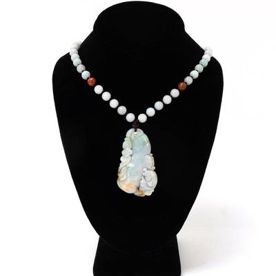 Lot 161 gorgeous chinese jade necklace gourd pendant