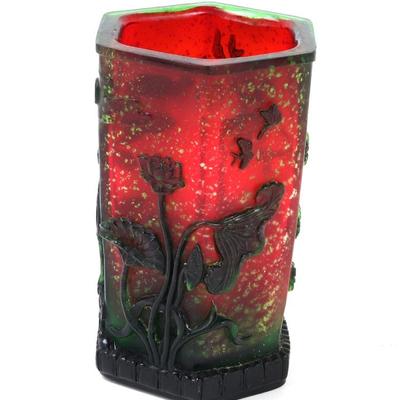Lot 386 chinese green red peking glass vase