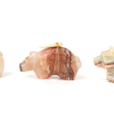 Lot 221 trio of agate carved bear fetish figures
