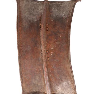 Lot 93 african upwal hide shield 20th century