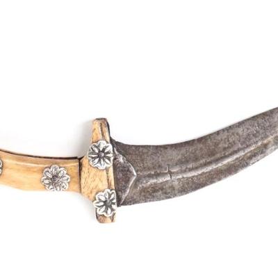 Lot 31 khanjarli mughal dagger circa 1600's