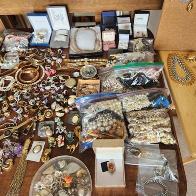 Sale Photo Thumbnail #123