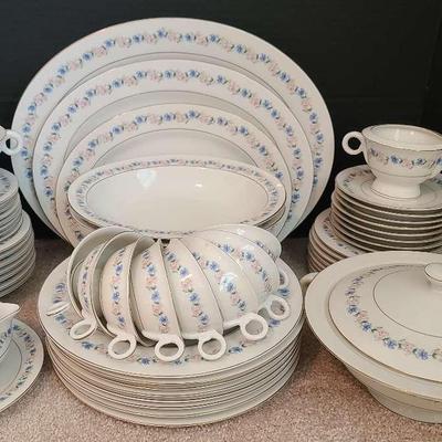 Haviland "Pemberton" 50+ Piece China Set 