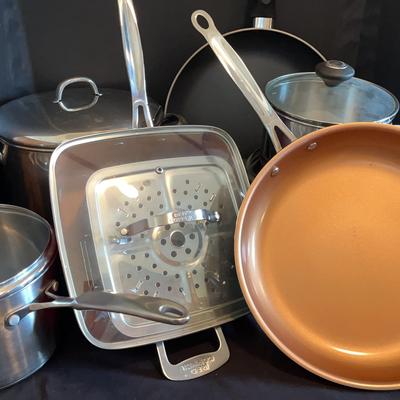 Lots Of Pots: Includes Red Copper Square Pan with Frying Basket