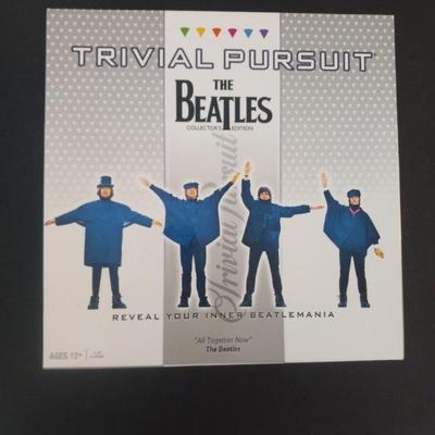 Hasbro/USAOpoly The Beatles Collector's Edition Trivial Pursuit Game