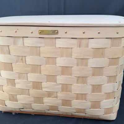 L.L. Bean Mountain Trails Handcrafted Woven Hamper Basket