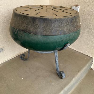 Vintage Anderson Die & Mfg Co. #20 Saucer Planter with Metal Stand