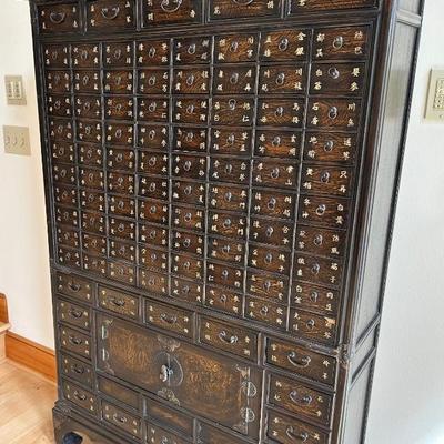 Incredible Chinese medicine cabinet 