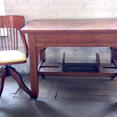 Arts & Crafts Oak Desk with Chair Circa 1910 (2)