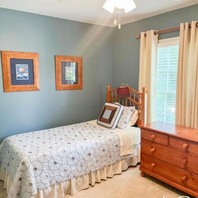 Bedroom Preview: Twin Bed (Bed Only, Mattress NFS)
