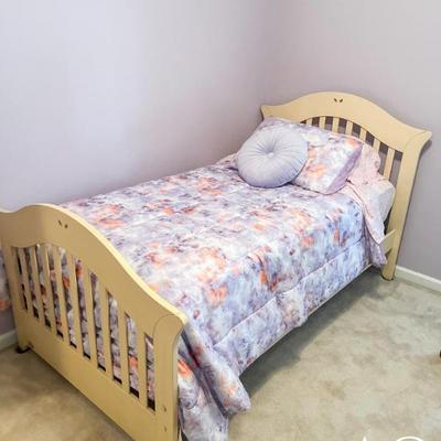 Bedroom Preview: Twin Bed