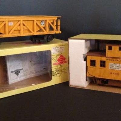 Aristo-Craft G scale Union Pacific Caboose and Hopper car with boxes