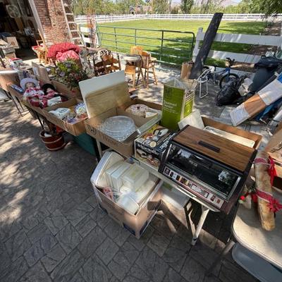 Estate sale photo