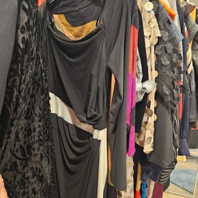 Sale Photo Thumbnail #104