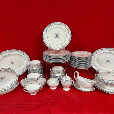 Wedgwood Rosedale China Set 80 Piece