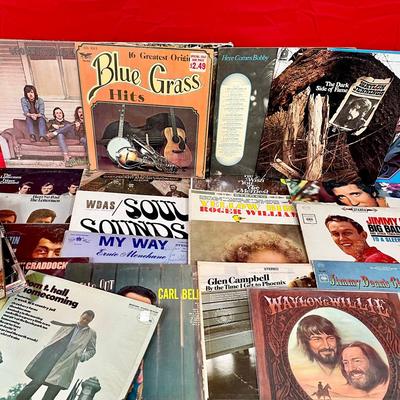 Various Mixed Vintage Records Feat. Crosby, Stills & Nash And More! 