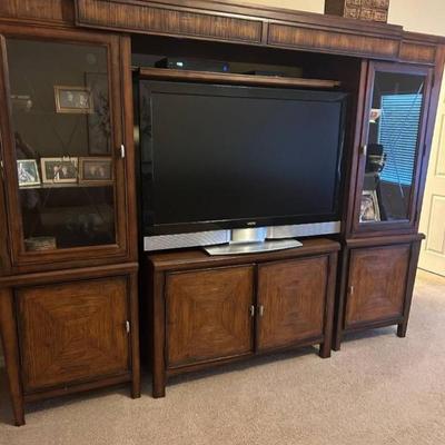 Fairmont Designs Entertainment Unit