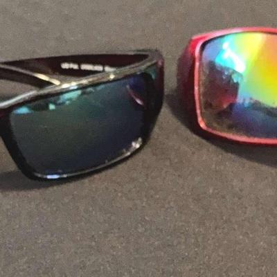 Men’s Costa And Oakley Sunglasses & 2 Magnet Clip Ons 