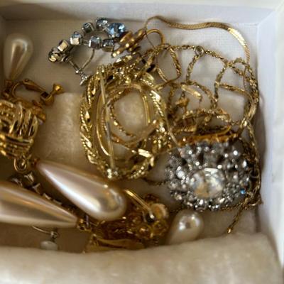Sale Photo Thumbnail #453