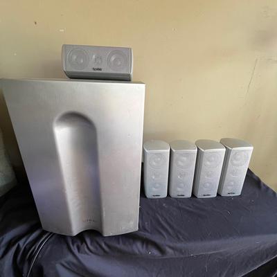 Infinity Speakers And Subwoofer