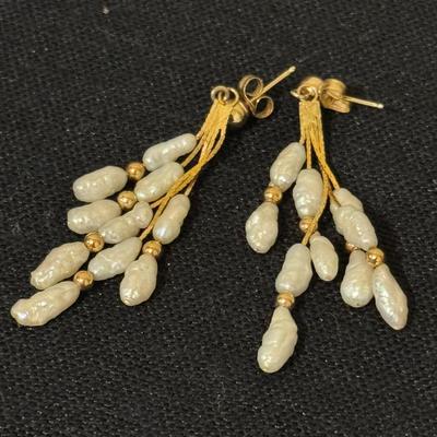 14K Freshwater Pearl Earrings