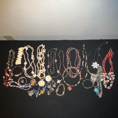Shell Necklaces And More 