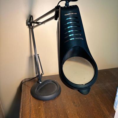 Lighted Magnifier Lamp
