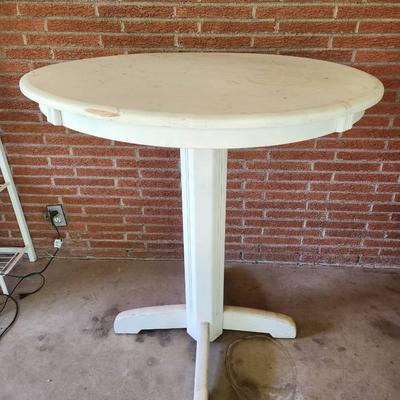 Pub Table