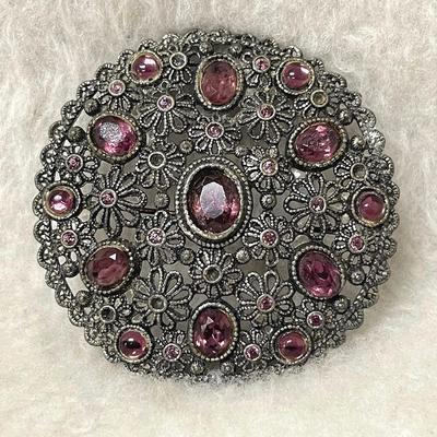 “New England Glassworks” Vintage Brooch