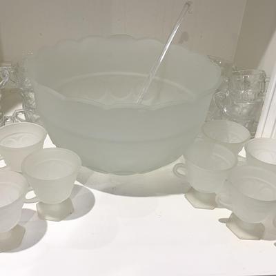 Frosted Punch Bowl And 12 Cups And Laddel 
