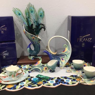 Franz Peacock Tea Set