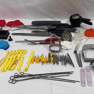 Miscellaneous Kitchen Utensils 